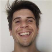 Laureato prossimo all'insegnamento offre lezioni di Storia dell' Arte, del Cinema/Teatro, e della Musica